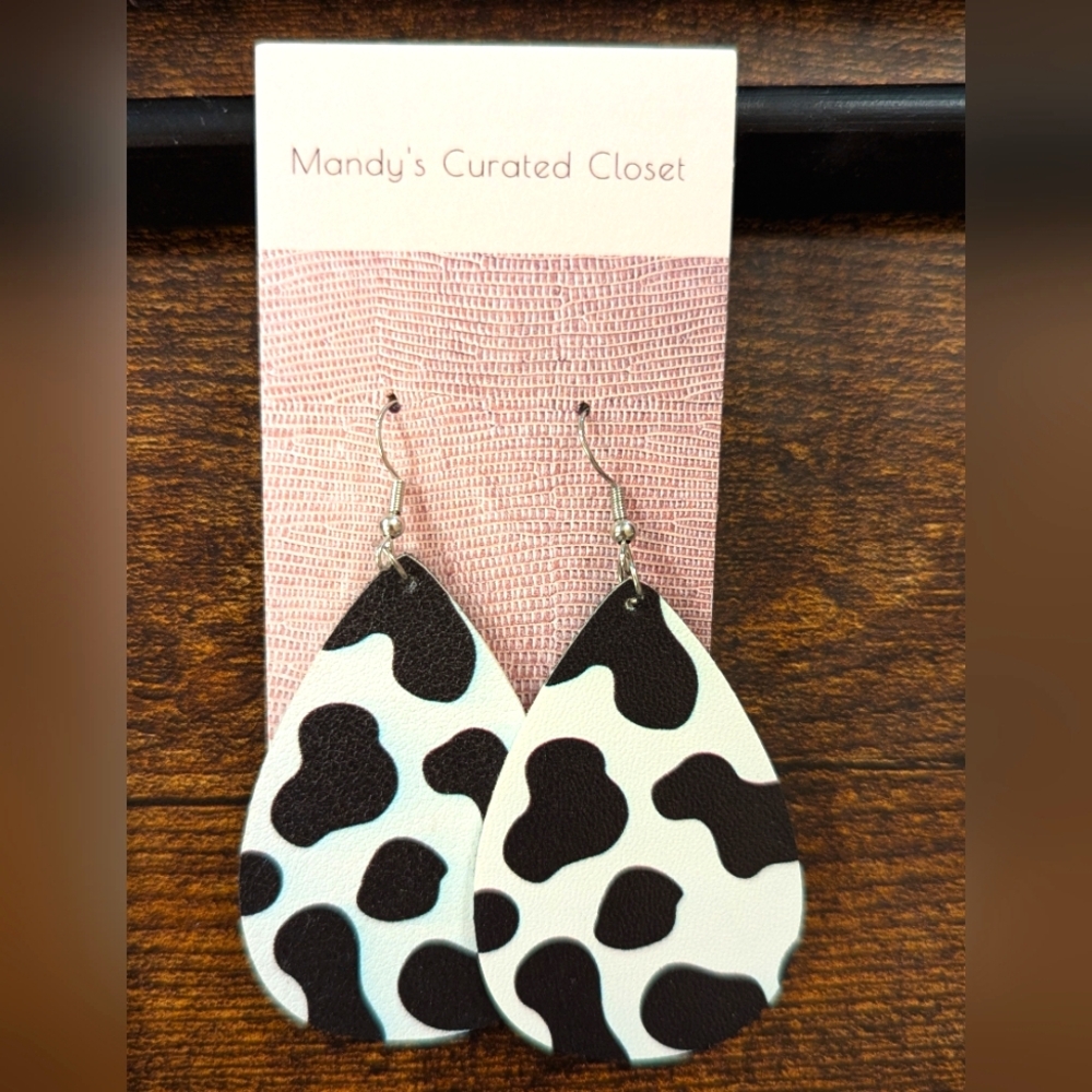 NWOT Cow Print Teardrop Earrings